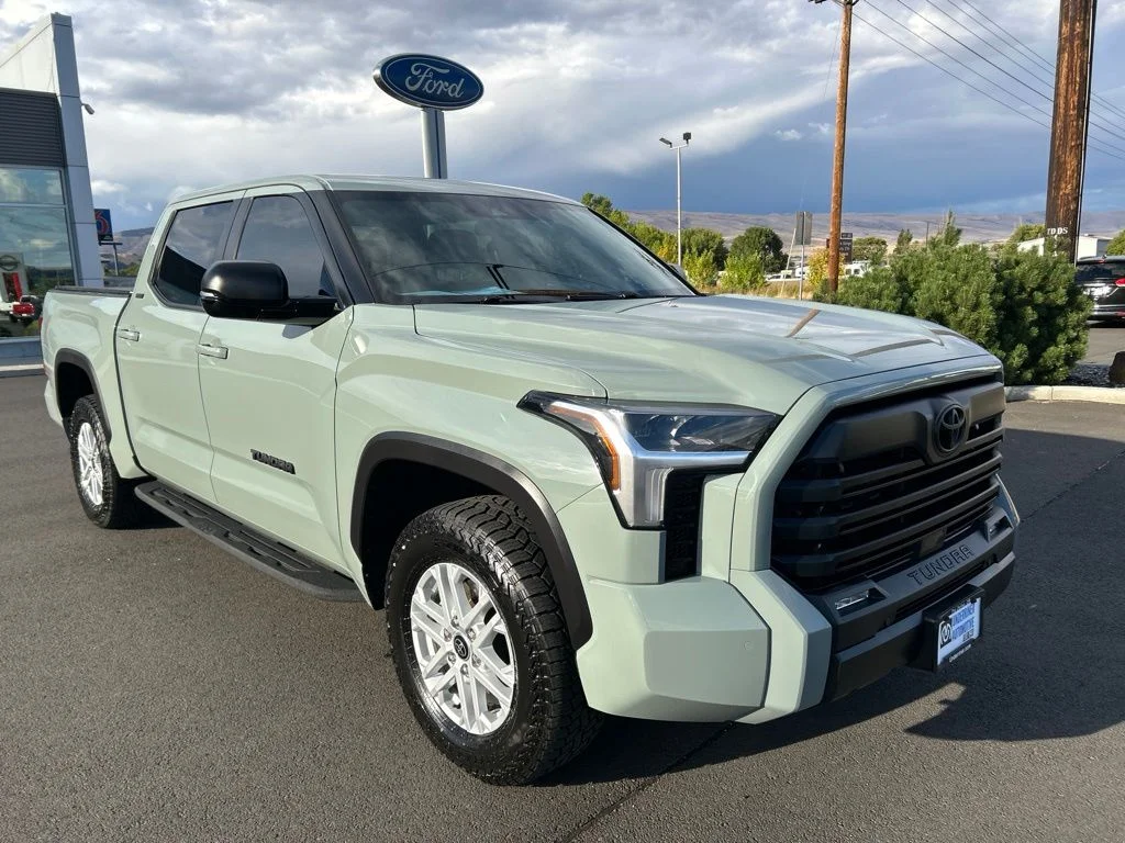 Used 2025 Lunar Toyota SR5 image 1