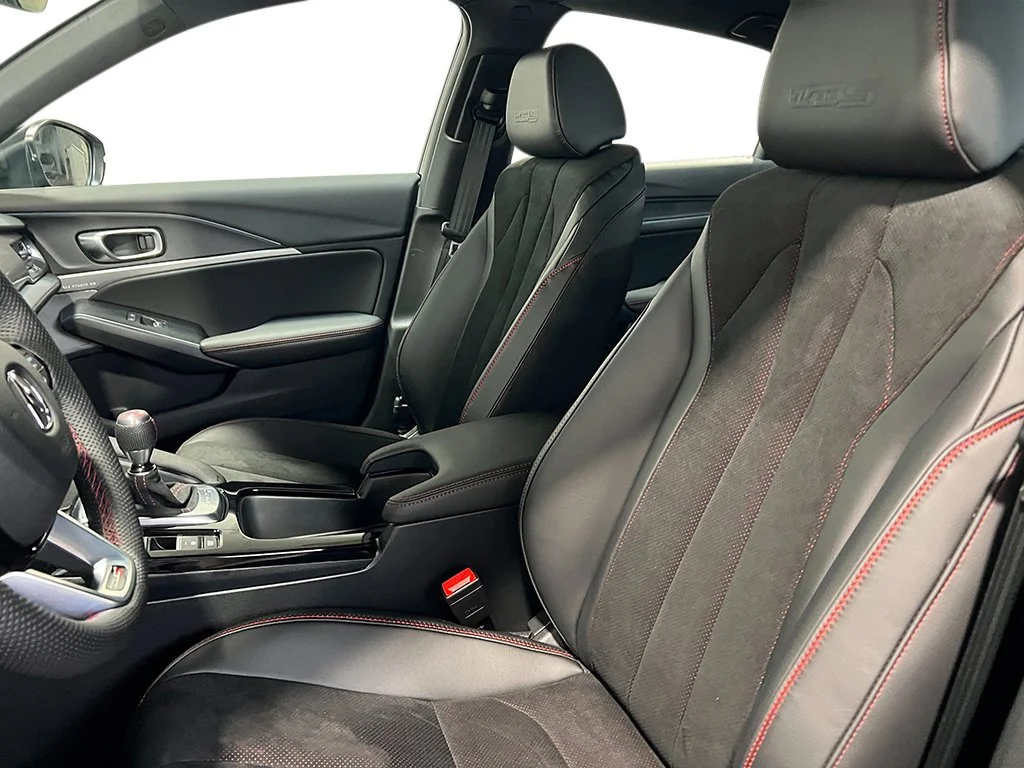2025 Acura Integra Type S - Photo 15