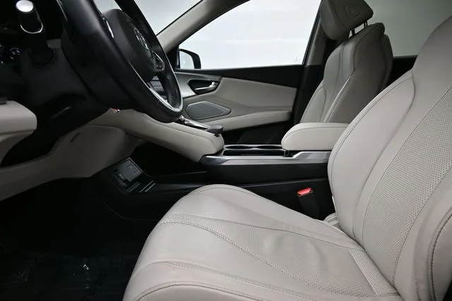 Used 2025 White Acura Technology Package image 24