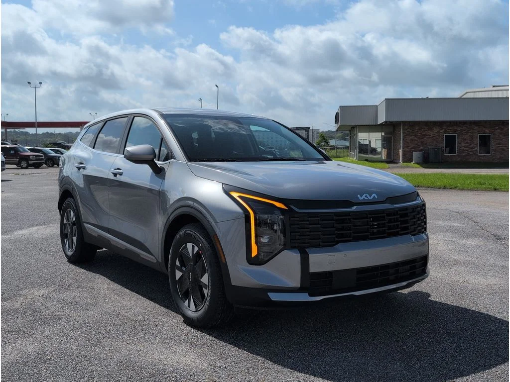 New 2026 Steel Gray Kia LX image 7