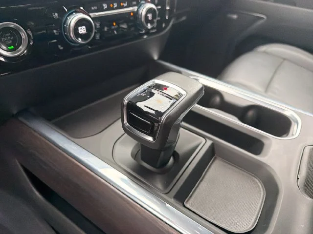 Used 2022 QUICKSILVER METALLIC GMC SLT image 28