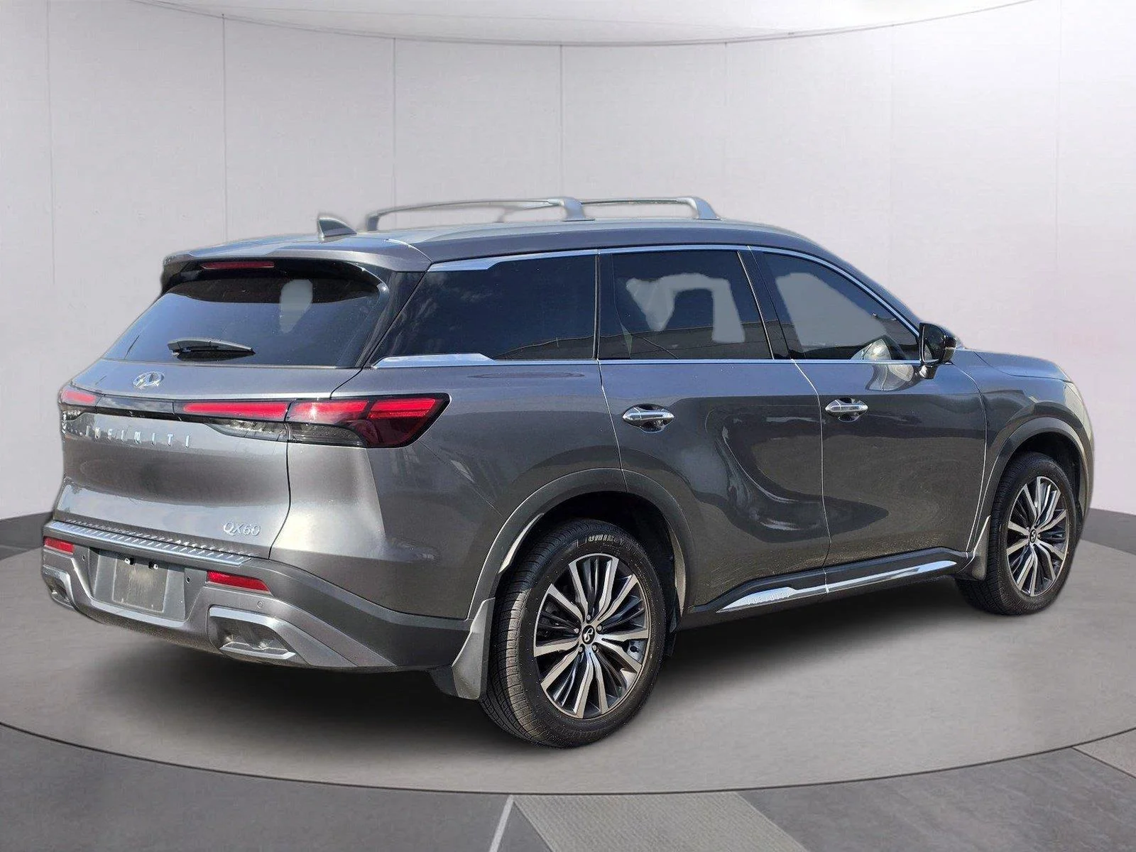 Used 2023 Graphite Shadow INFINITI SENSORY image 5