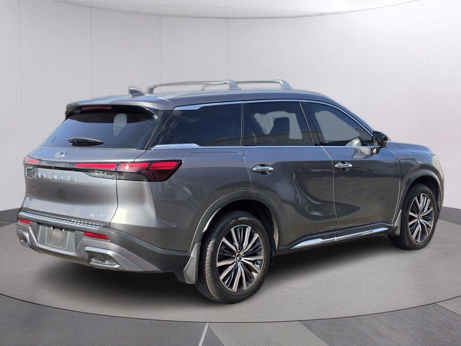 Used 2023 Graphite Shadow INFINITI SENSORY image 5