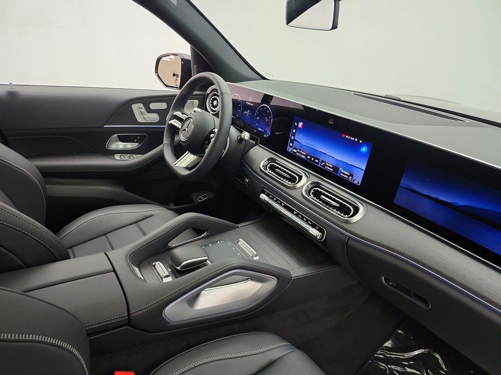 New 2027 Black Mercedes-Benz GLS 450 4MATIC® SUV image 13