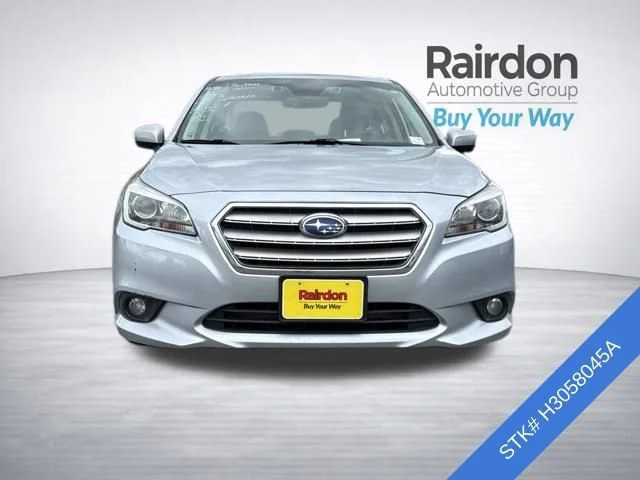 Used 2017 Ice Silver Metallic Subaru Limited image 3