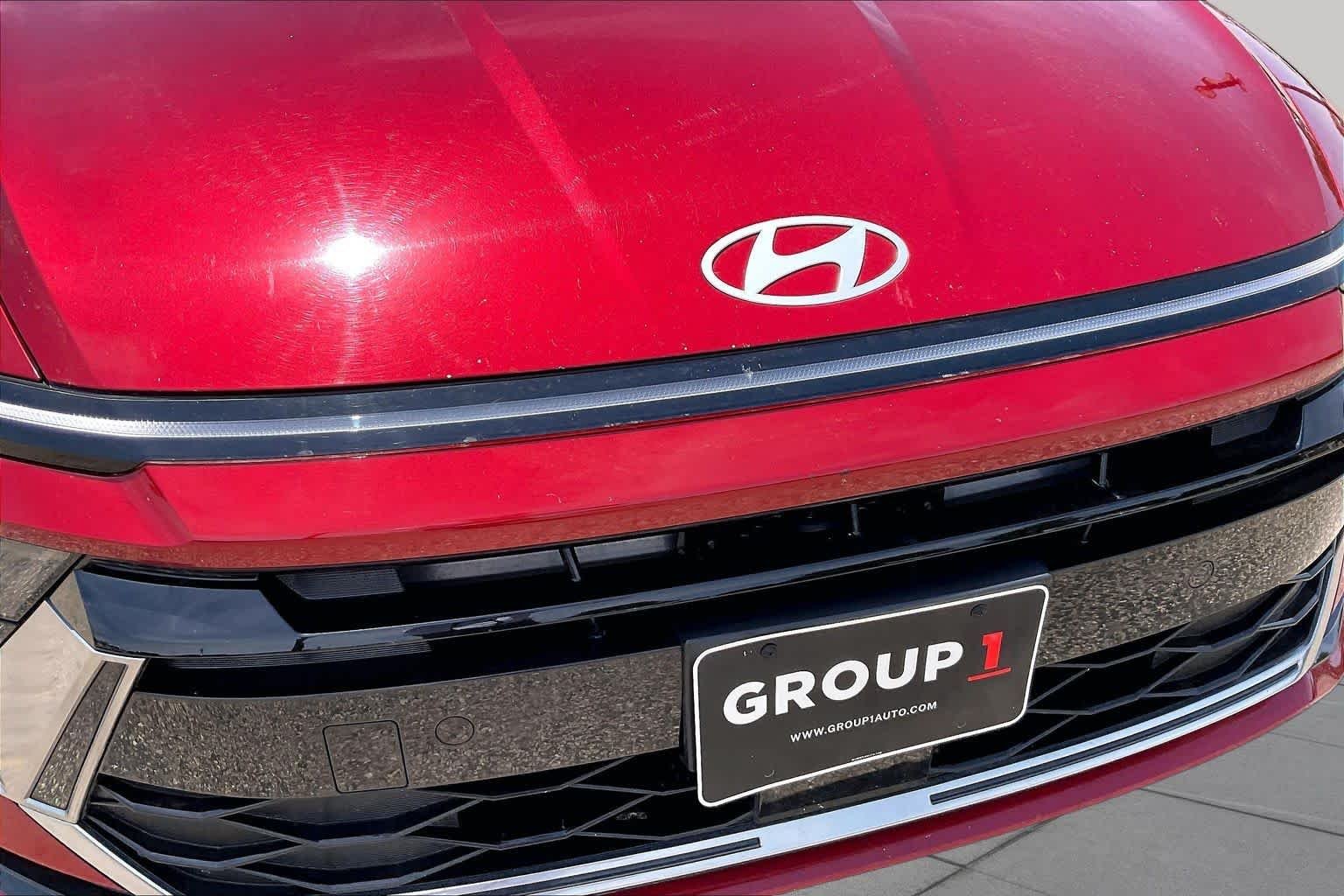 Used 2024 Ultimate red Hyundai SEL image 28