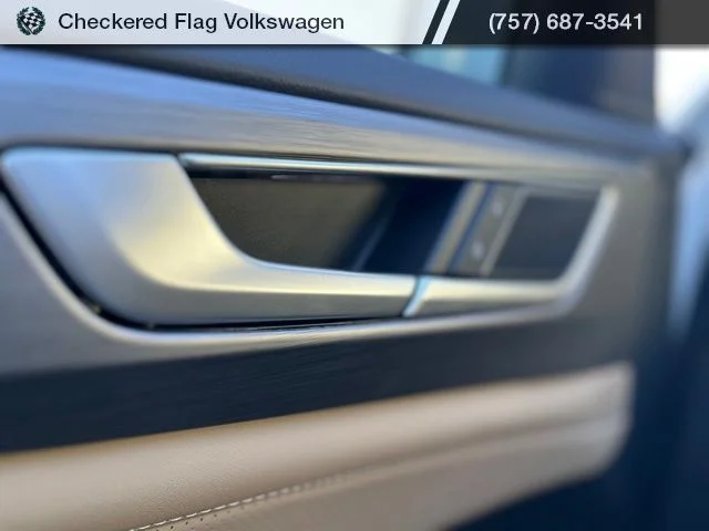New 2026 White Volkswagen 2.0T SE image 16