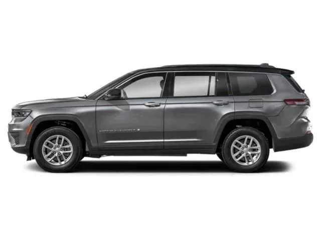 Used 2025 Baltic Gray Metallic Clearcoat Jeep Limited image 2