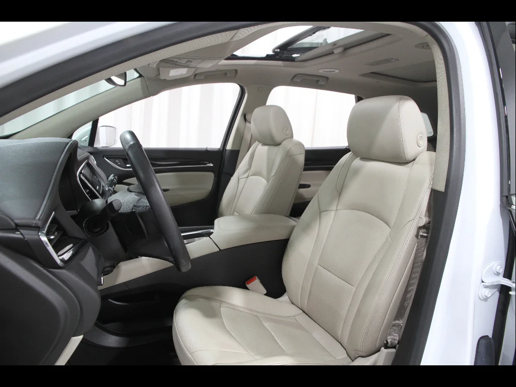 Used 2020 Summit White Buick Premium image 5
