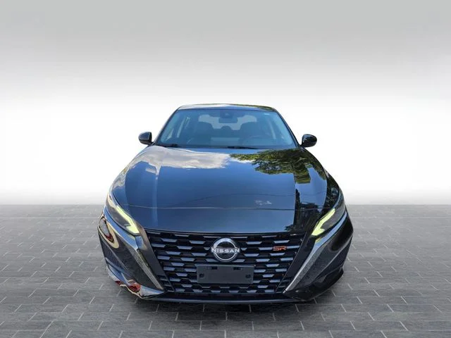 Used 2023 Black Nissan 2.5 SR image 2