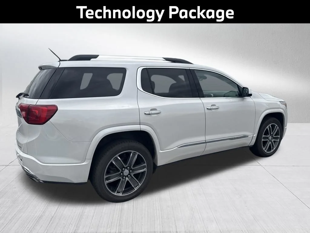 Used 2017 White GMC Denali image 5