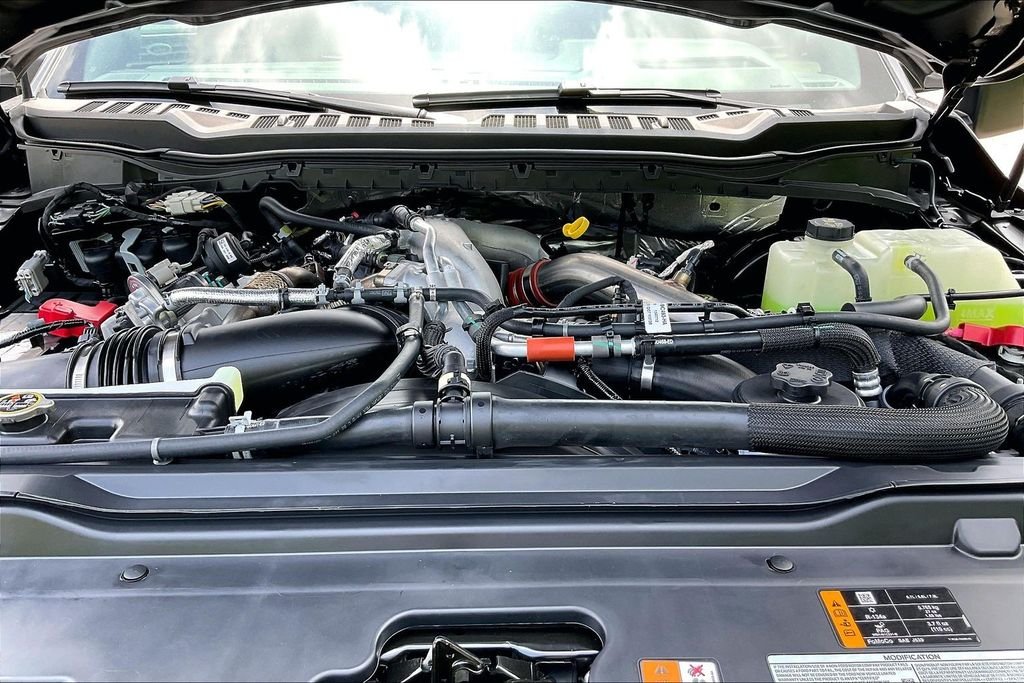 New 2026 Carbonized Gray Metallic Ford Platinum image 9