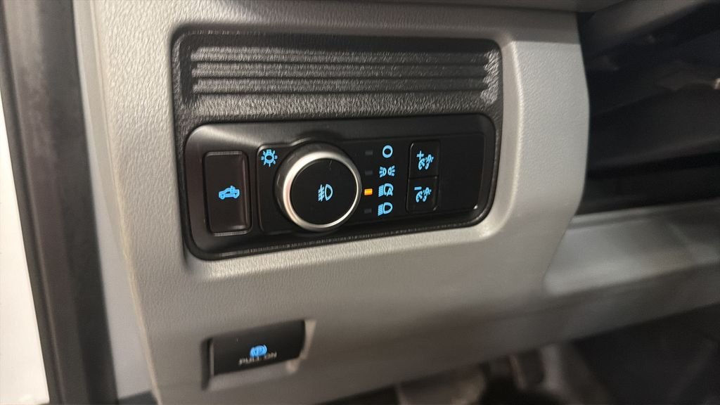 Used 2023 White Ford XL image 16