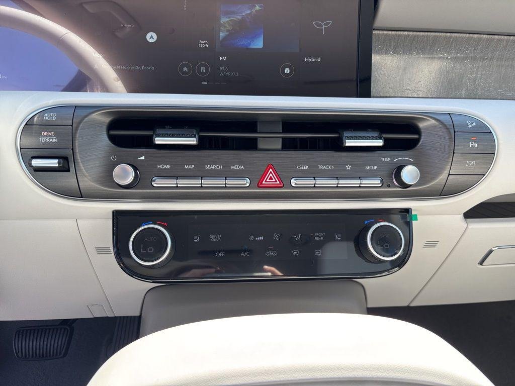 New 2026 Abyss Black Hyundai SEL 8P image 27