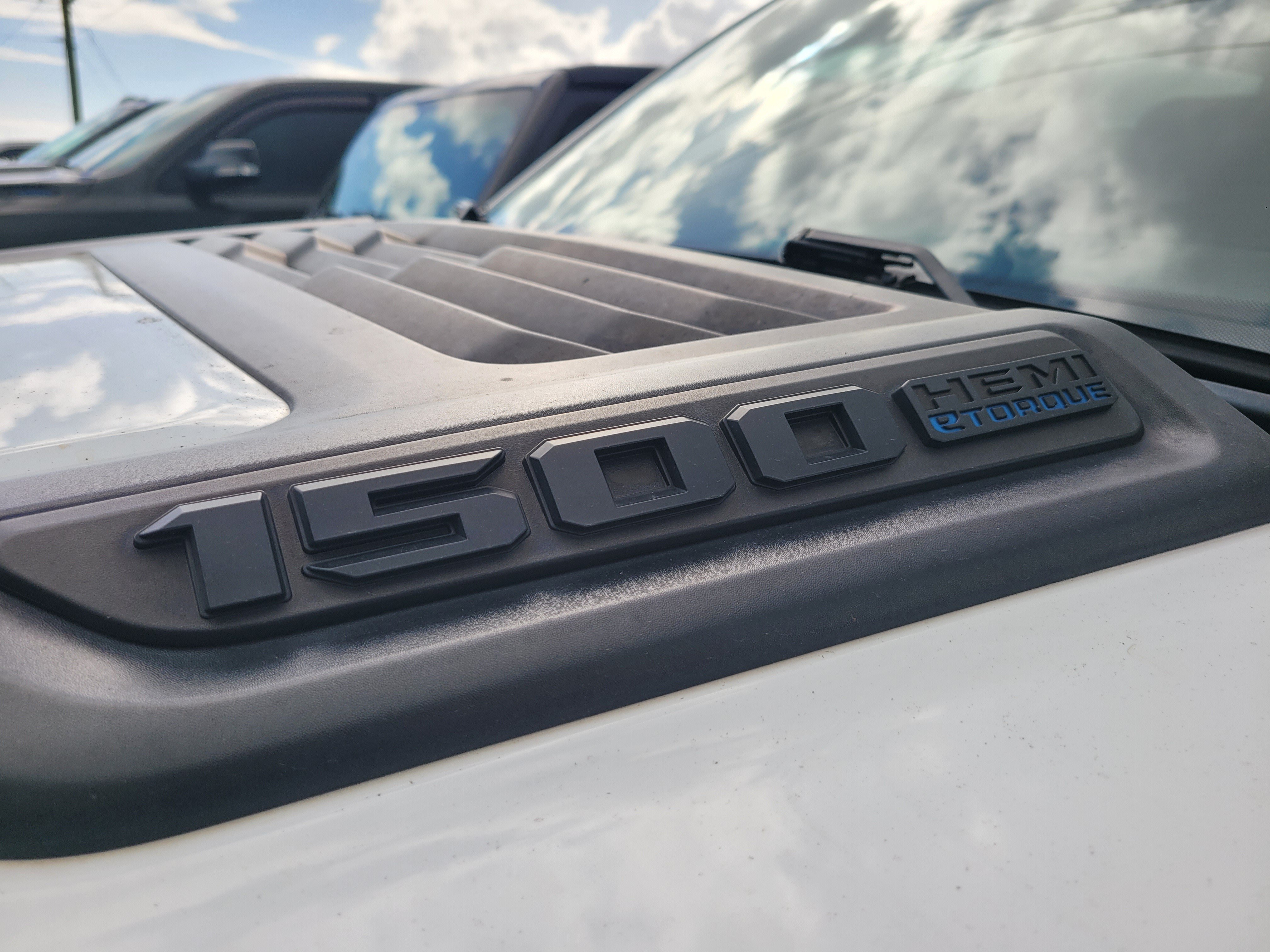 Used 2023 Bright White Clearcoat Ram Laramie image 9