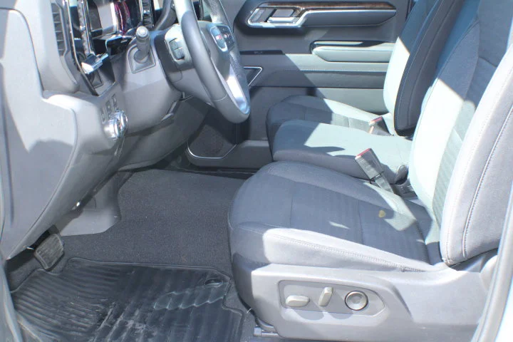 Certified Used 2023 STERLING METALLIC GMC Elevation image 16