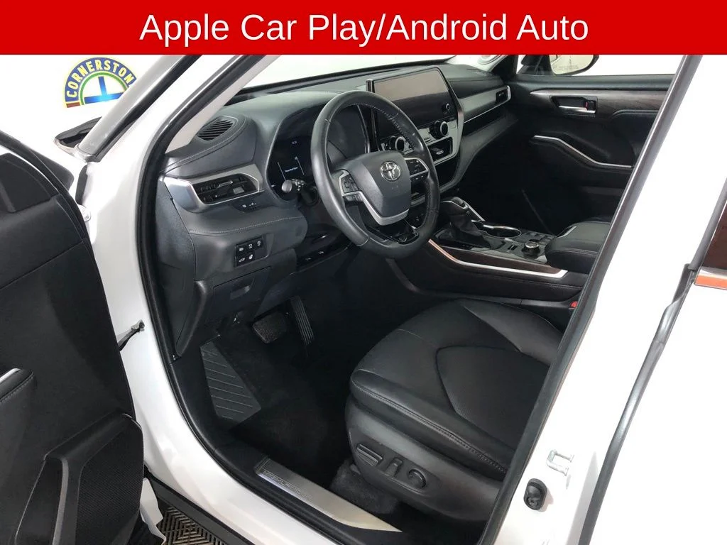 Used 2024 Beige Toyota Platinum image 8