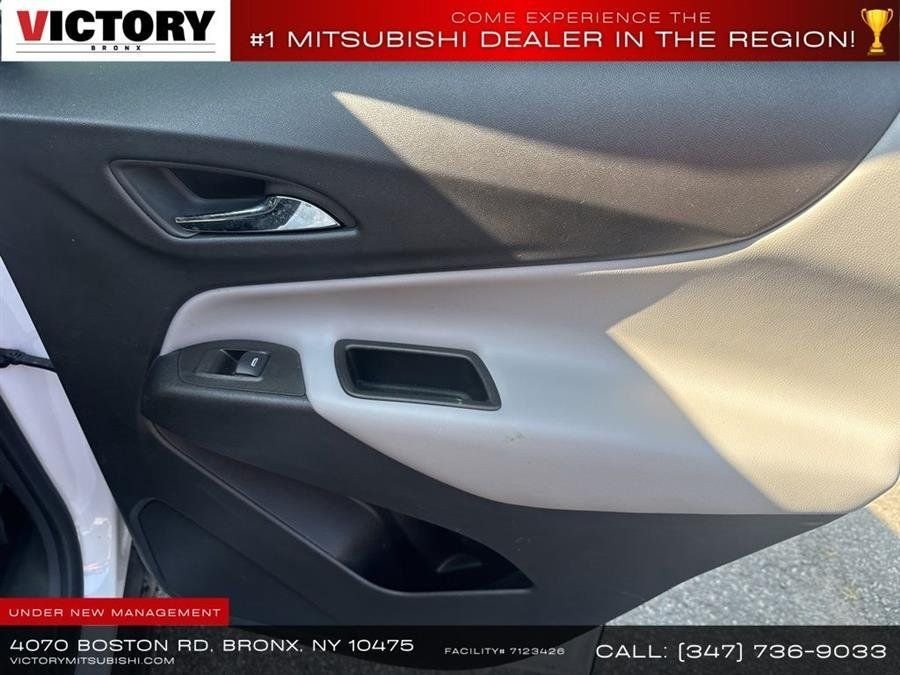 Used 2023 White Chevrolet LT image 16