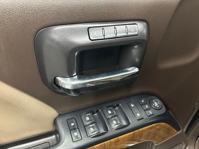 Used 2015 Brown GMC SLT image 15