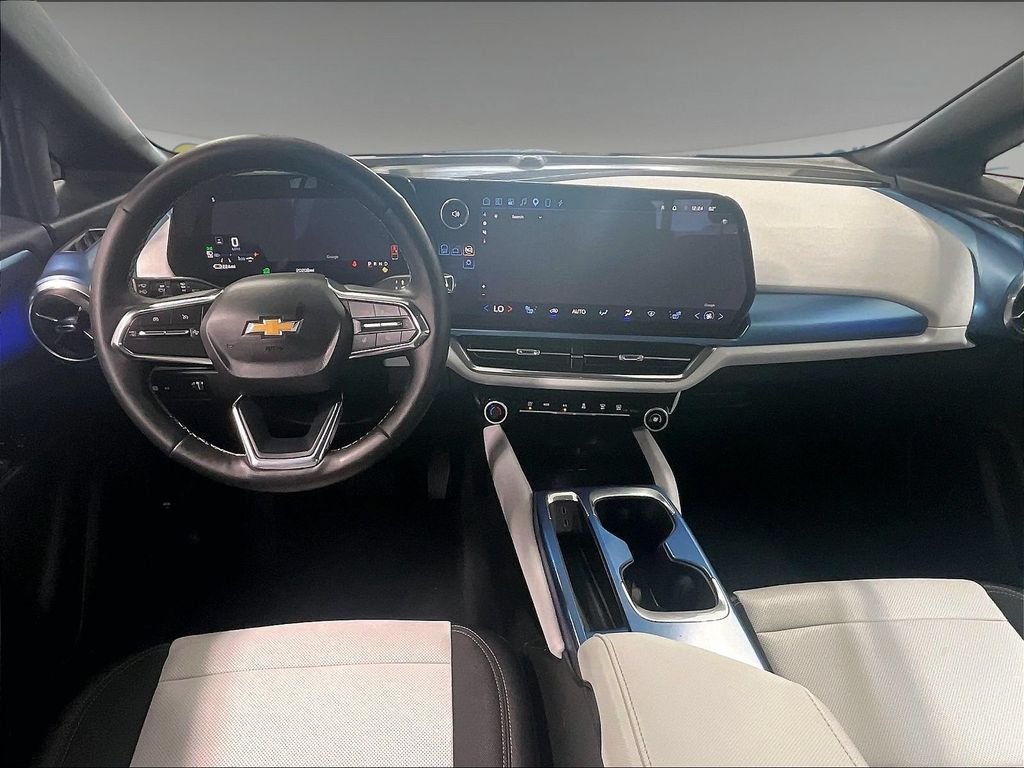 Used 2025 Black Chevrolet LT image 22