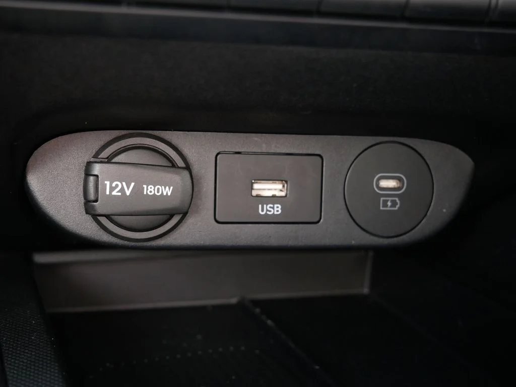 Certified Used 2025  Hyundai SEL Convenience image 26