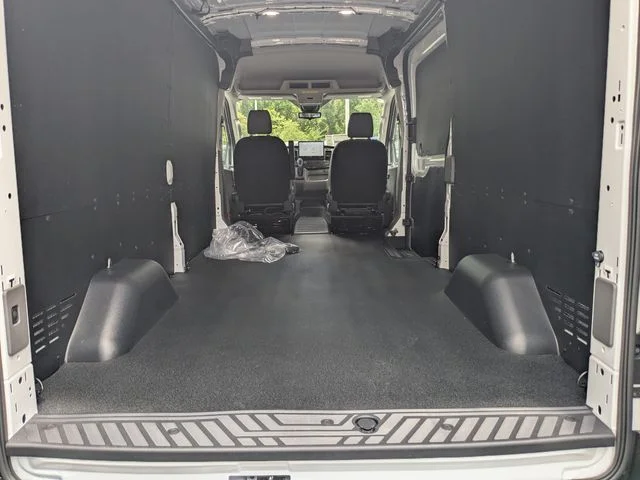 New 2026 Oxford White Ford Cargo Van image 13