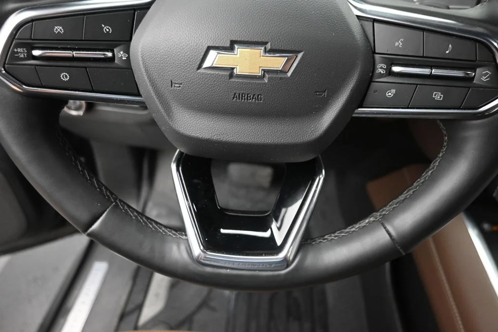 Used 2025 Black Chevrolet High Country image 20