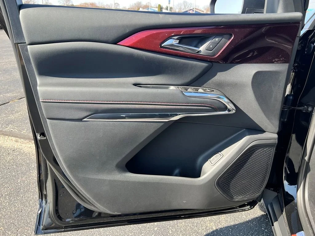 2026 Chevrolet Traverse Z71 - Photo 11