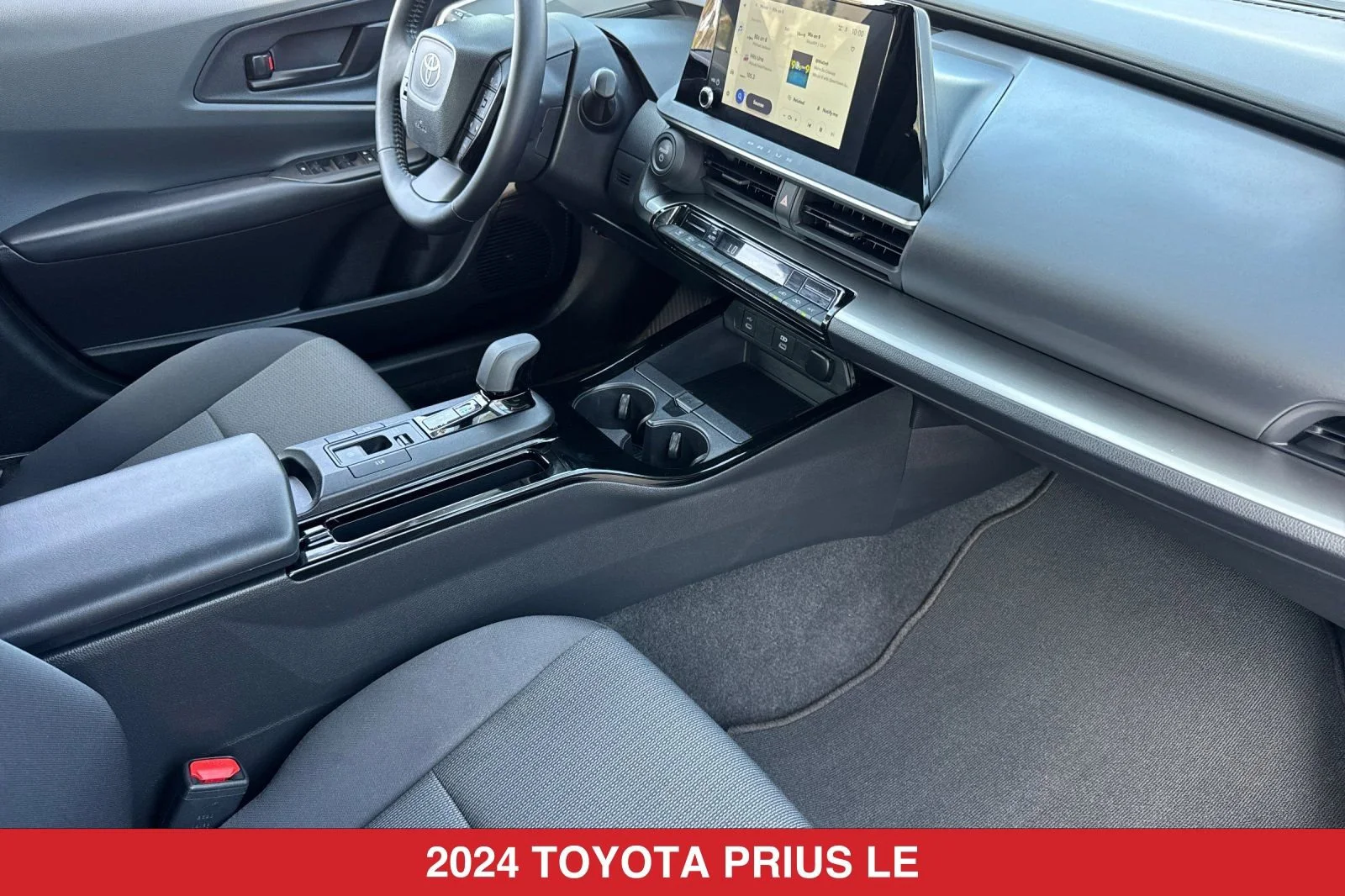 Used 2024 GURADIAN GRAY Toyota LE image 18
