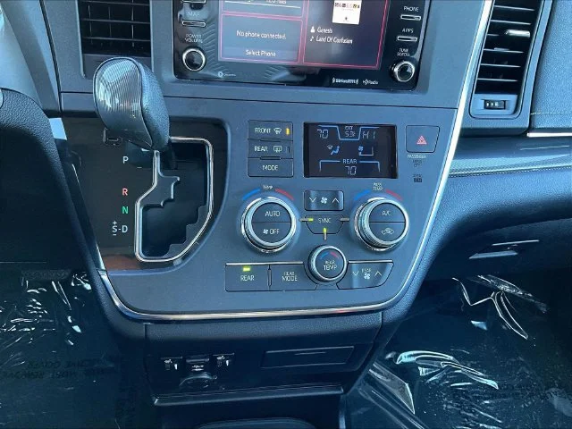 Used 2019 Gray Toyota SE image 16