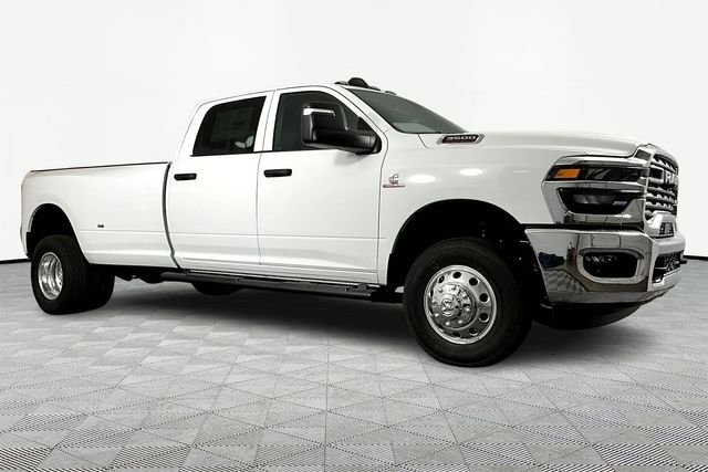 New 2026 Bright White Clear-Coat Exterior Paint RAM Tradesman image 3