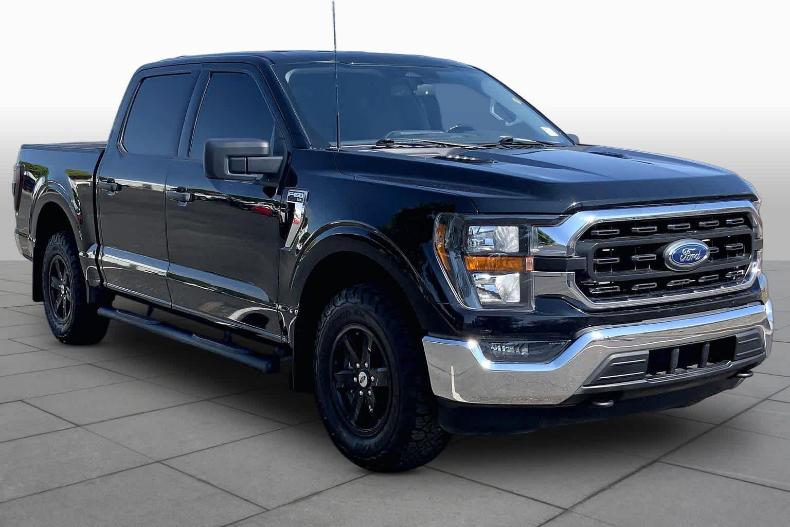 Used 2023 Agate Black Ford XLT image 3