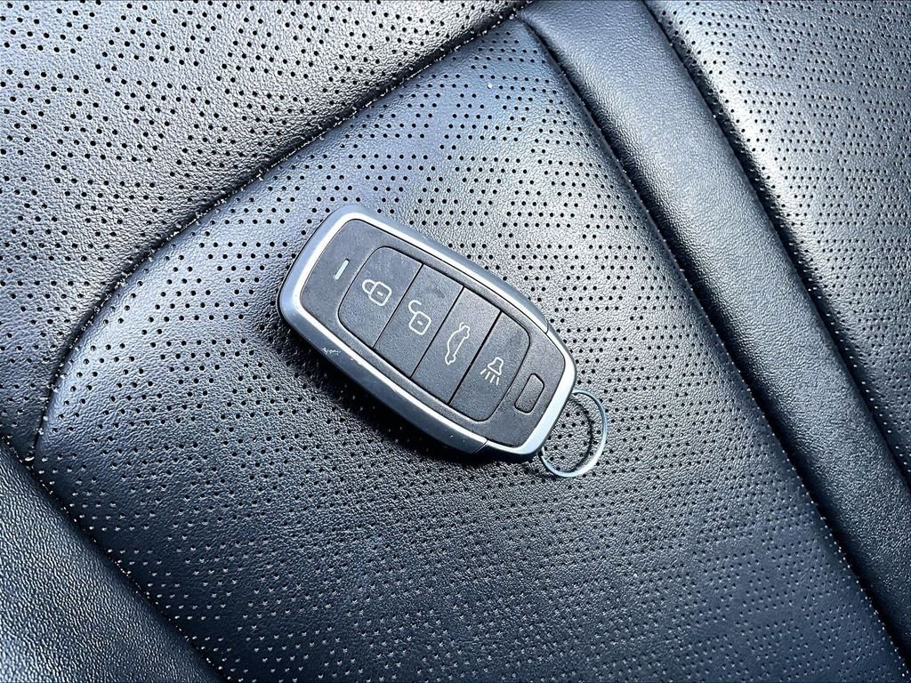 Used 2022 Gray Kia S image 31