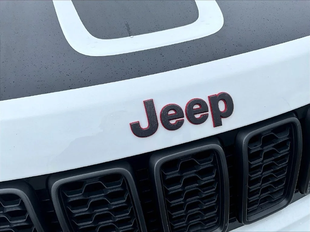 Used 2020 White Jeep Trailhawk image 36