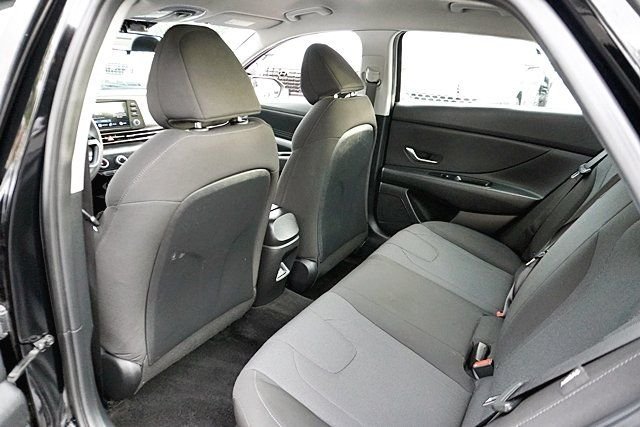 Used 2024 Black Hyundai SE image 14