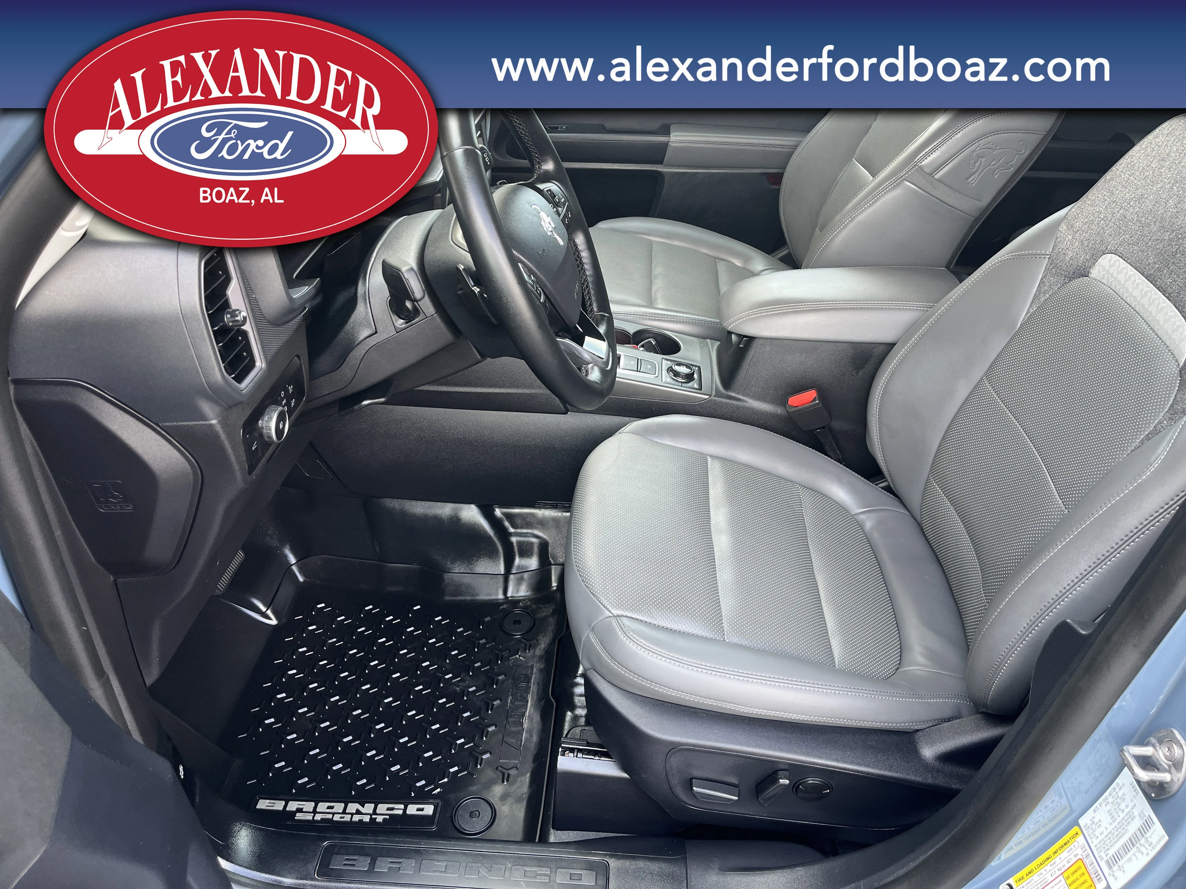 Used 2025 Blue Ford Badlands image 14