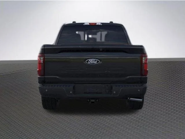 New 2026 Agate Black Metallic Ford XLT image 5