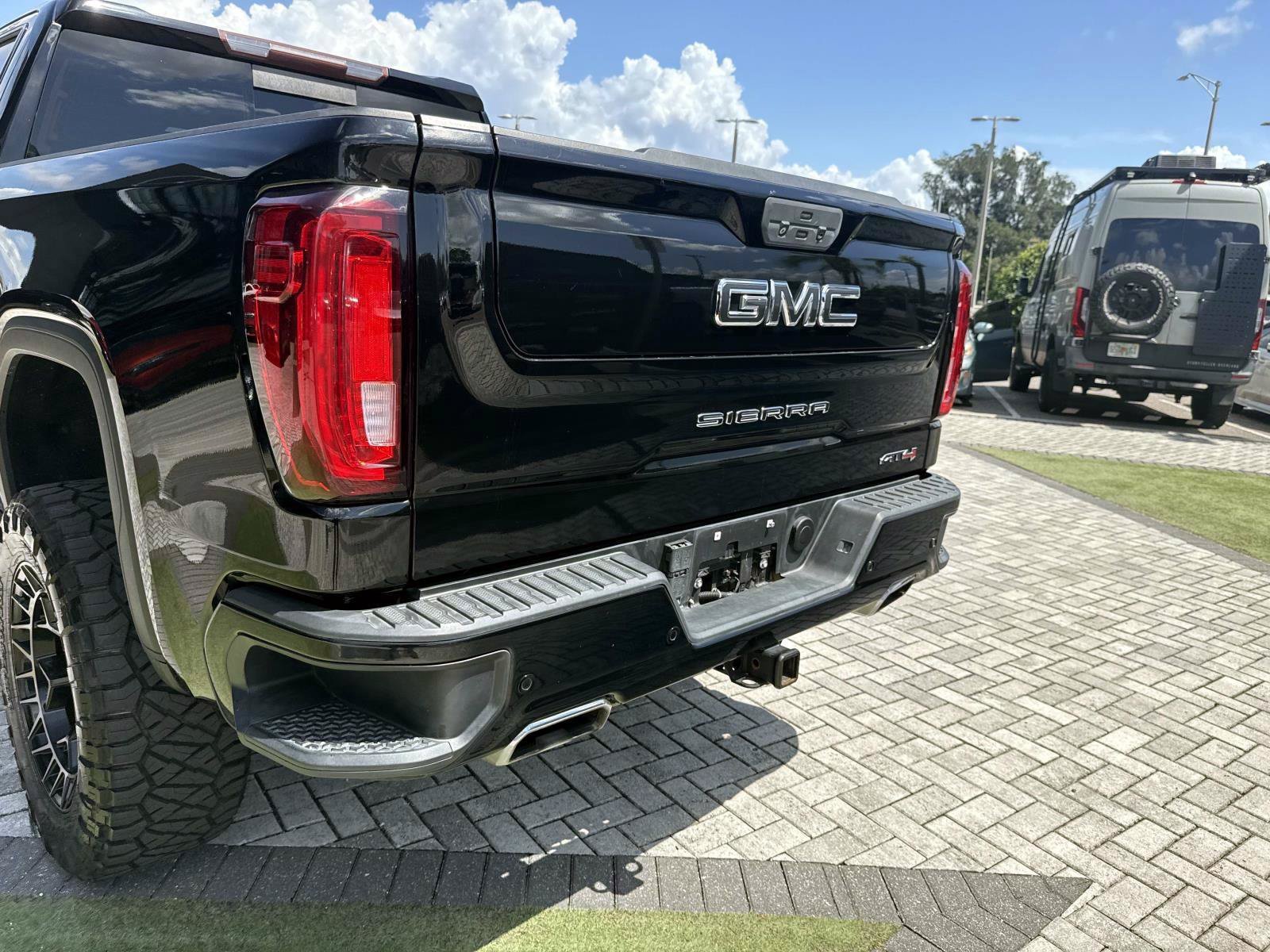 Used 2019 Onyx Black GMC AT4 image 10