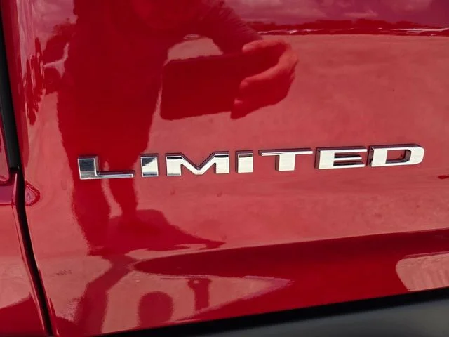 New 2026 Molten Red Pearlcoat RAM Limited image 14