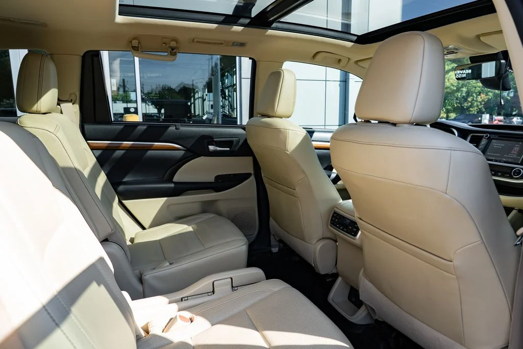 Used 2017 Blue Toyota Limited Platinum image 30