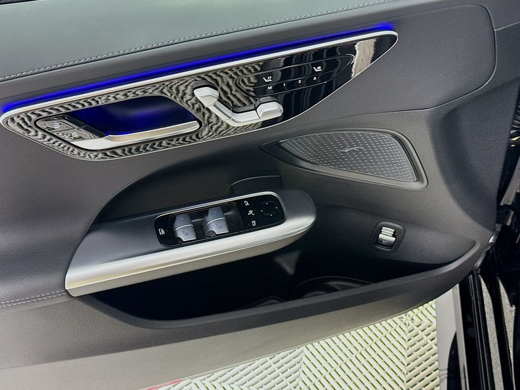 New 2026 Obsidian Black Metallic Mercedes-Benz C 300 image 19