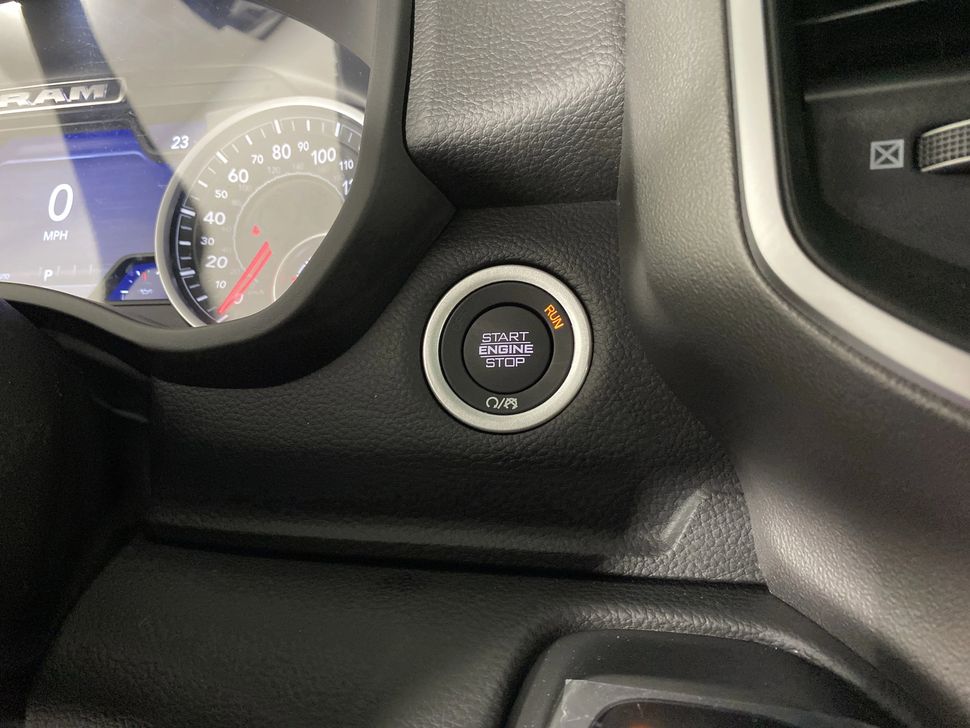 2026 RAM 1500 Big Horn/Lone Star - Photo 24