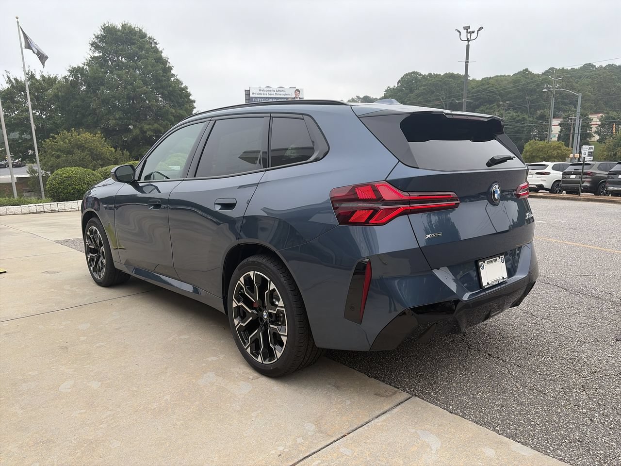New 2026 Arctic Race Blue Metallic BMW 30 xDrive image 6