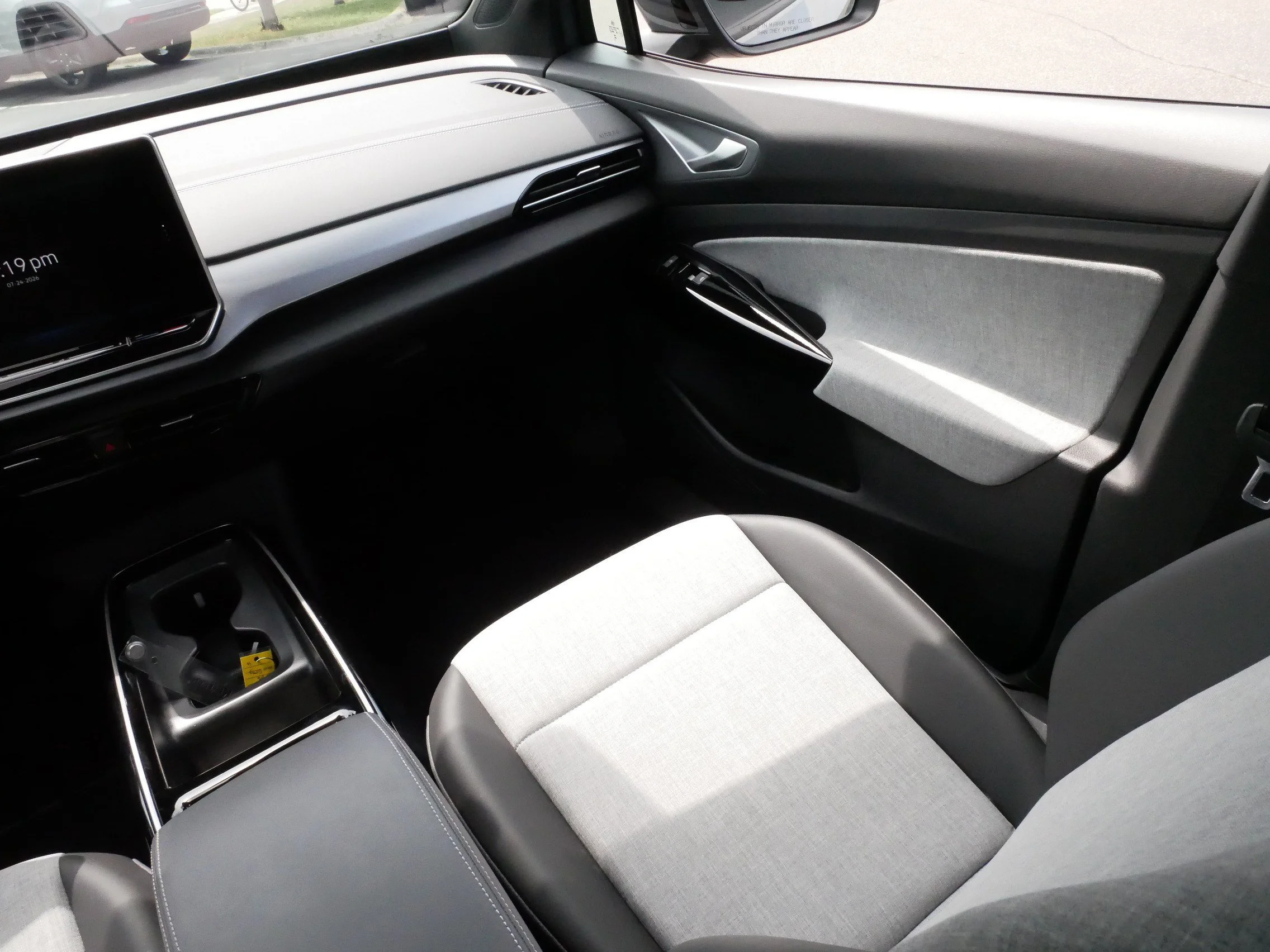 Certified Used 2025 Pure Gray Volkswagen Pro image 11