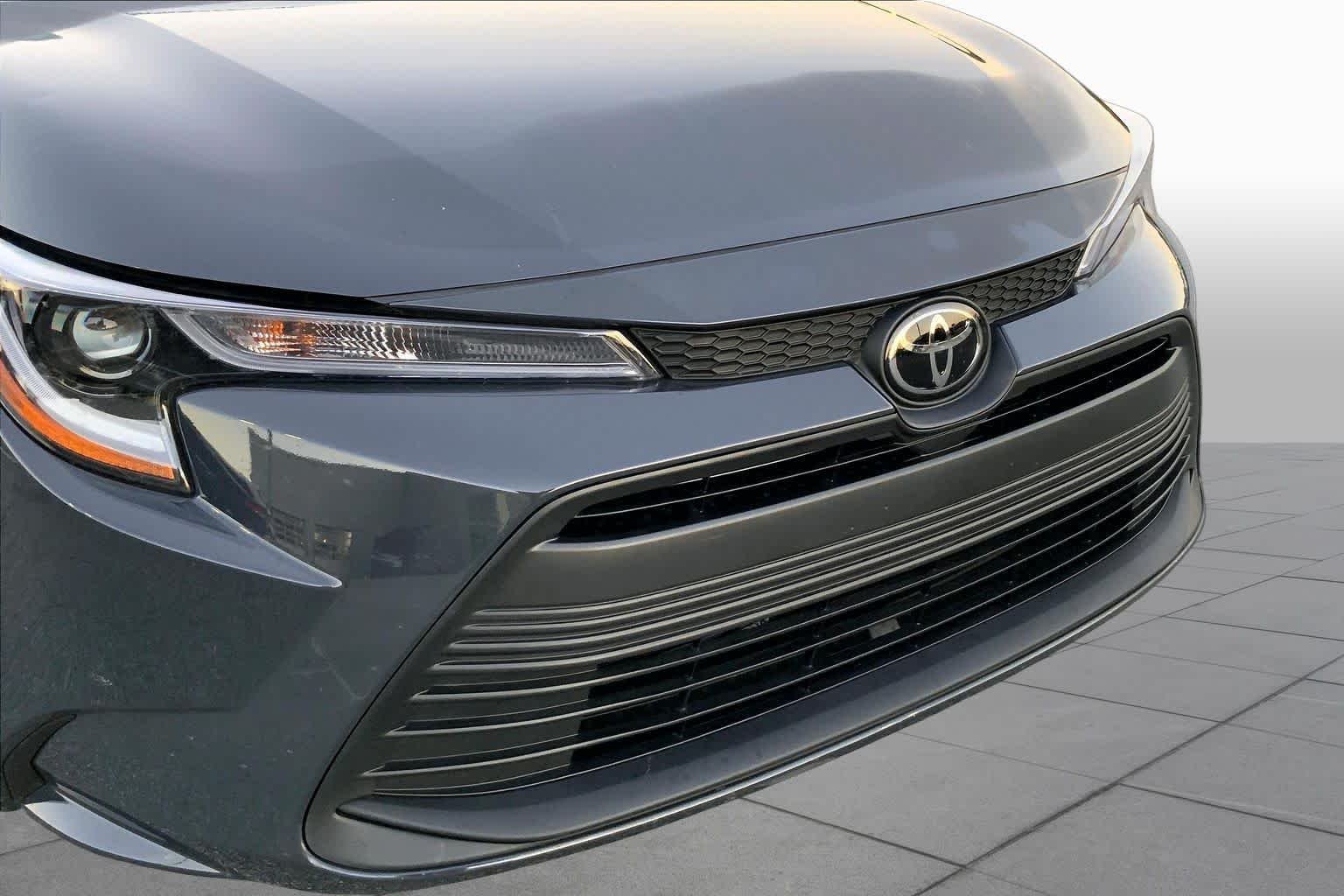 Used 2024 Underground Toyota LE image 27