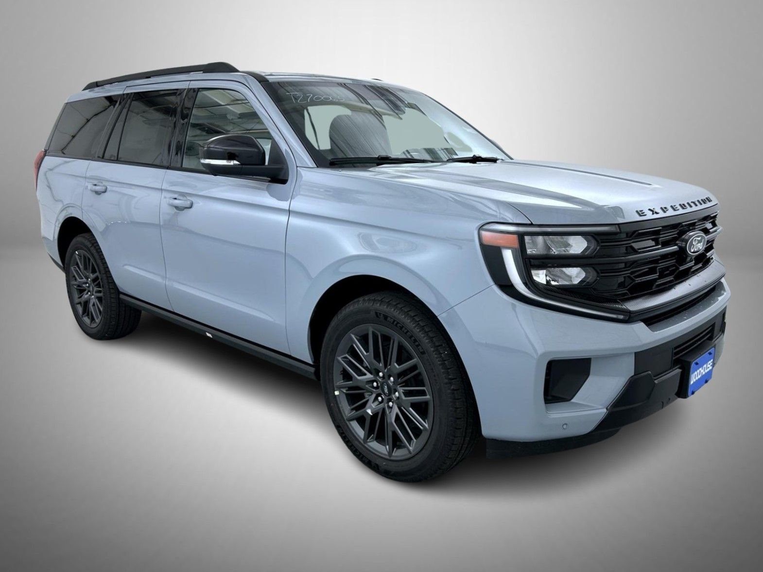New 2027 Glacier Gray Metallic Tri-Coat Ford Platinum image 3