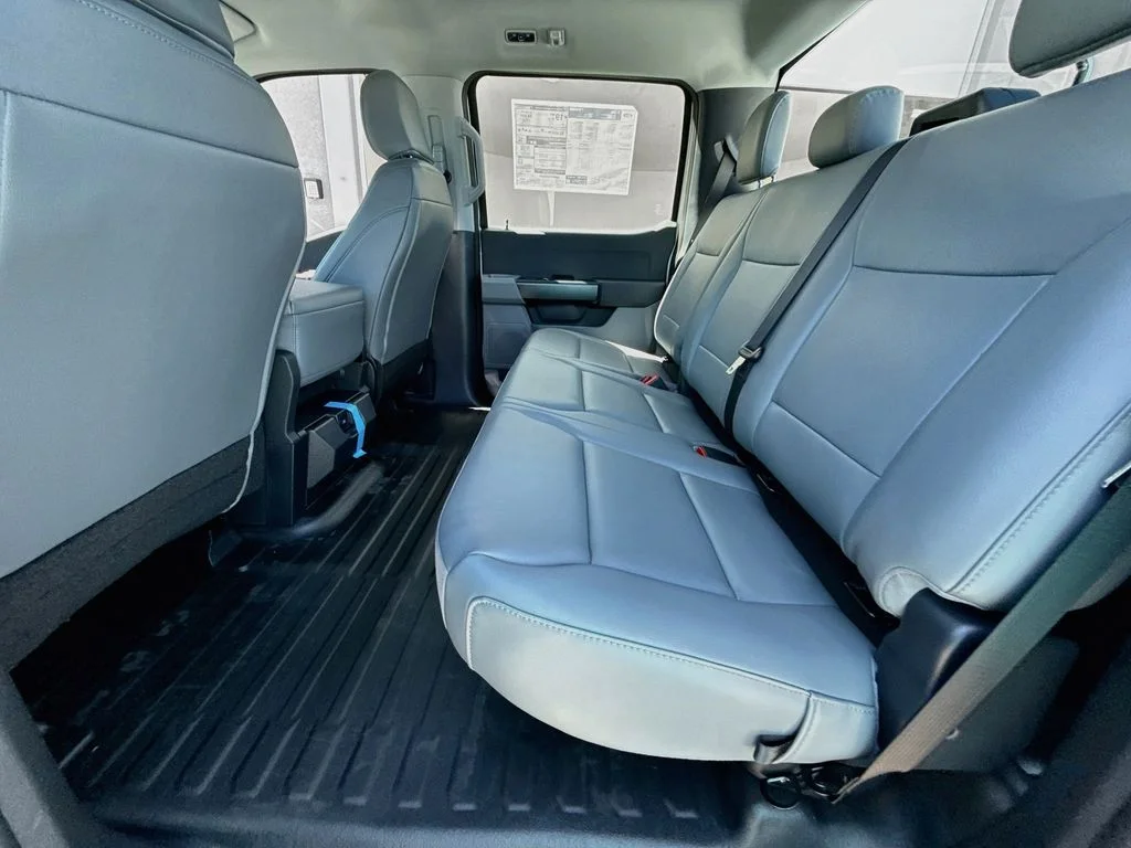 New 2026 Oxford White Ford XL image 22