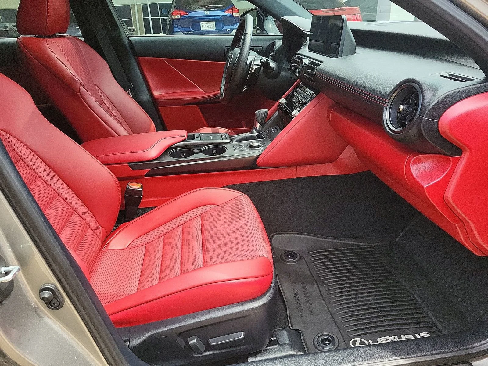 2023 Lexus IS 350 F SPORT - Photo 27