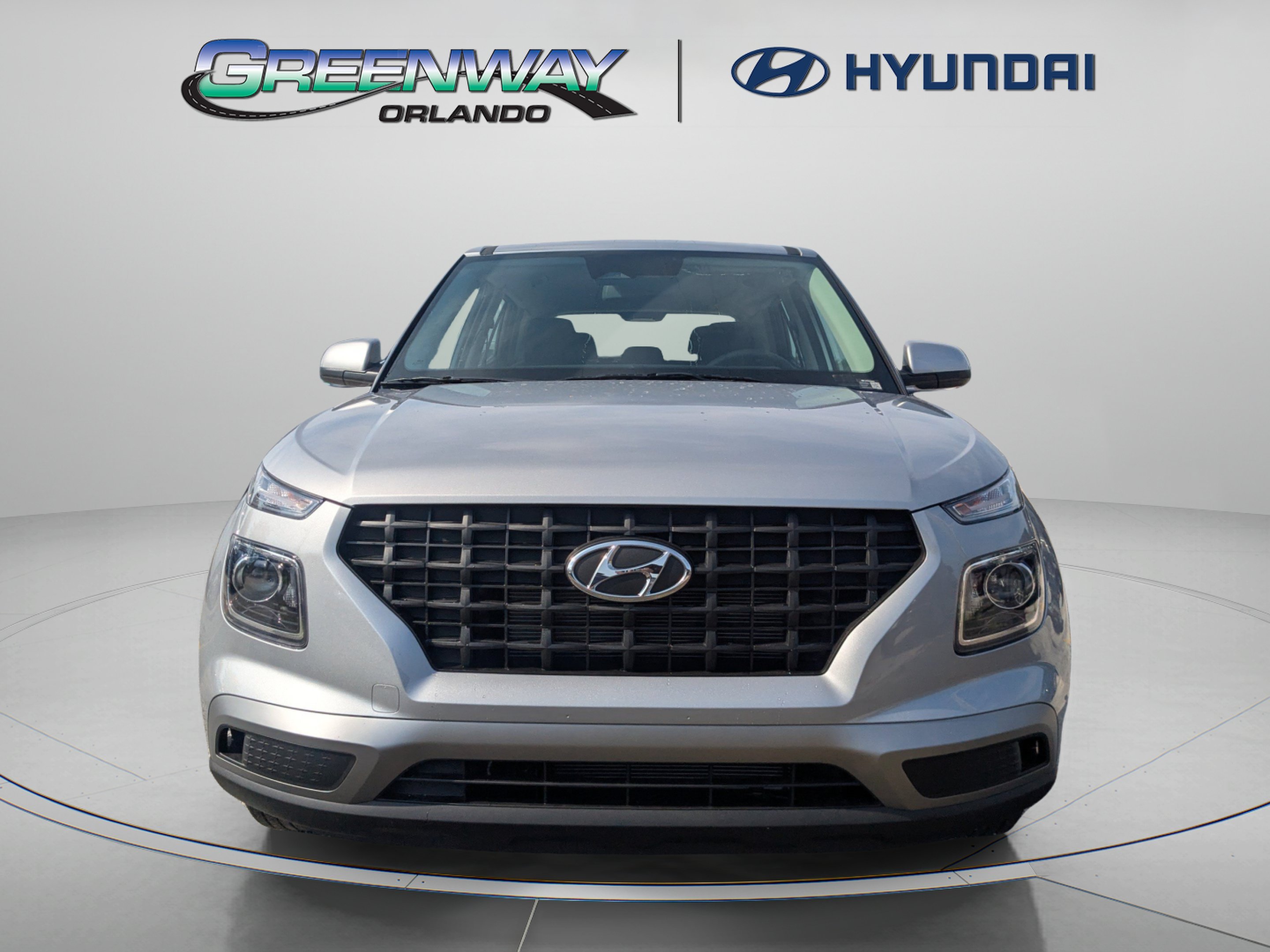 New 2026 Shimmering Silver Hyundai SE image 3