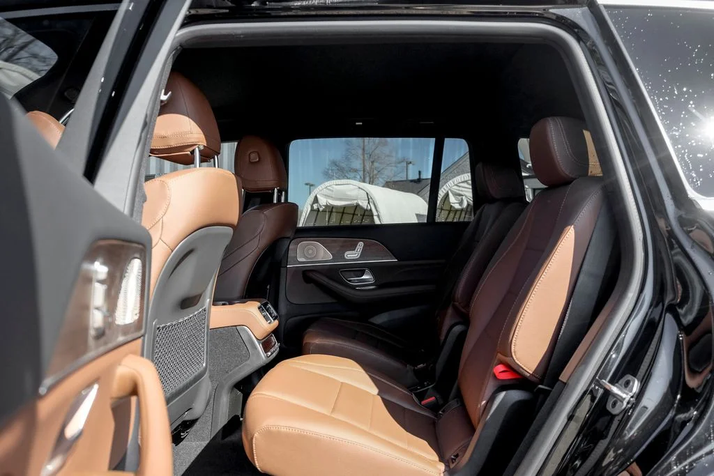 New 2026 Obsidian Black Metallic Mercedes-Benz GLS 450 image 18